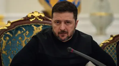 Shugaban Ukraine, Volodymyr Zelensky yayin da yake magana a taron majalisar tsaron ƙasar 