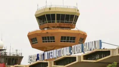 NIAMEY, Nije - A na-ahụ Ọdụụgbọelu a n’ebe dị anya