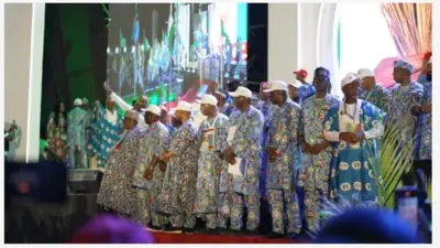 Awon ọmọ alakooso ẹgbẹ APC nibi ipade apapọ ẹgbẹ naa to waye l'Abuja