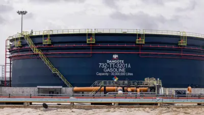 Matatar man fetur da Dangote