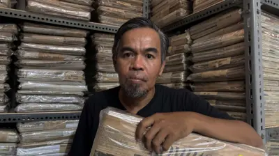 Muhidin M Dahlan, kliping, arsip