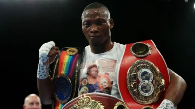 Zolani Tete wit im WBO and IBF belts