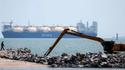 બીબીસી ગુજરાતી, ગુજરાત, બીબીસી, અમદાવાદ, હોર્મુઝ સ્ટ્રેટ, મલક્કા સ્ટ્રેટ