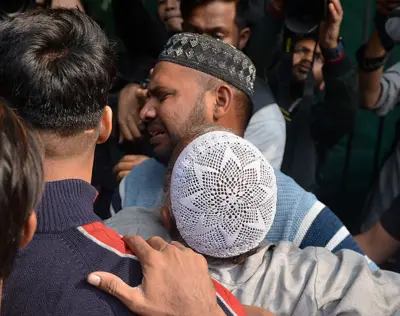 दिल्ली धमाके में मारे गए व्यक्ति के परिजन