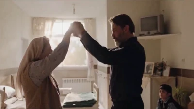 صحنه از سریال در انتهاب شب