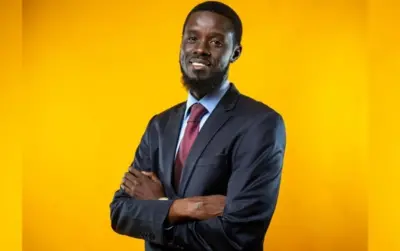 Bassirou Diomaye Faye est le candidat de l’ex Pastef  pour cette présidentielle 2024 et l'un des favoris du scrutin.