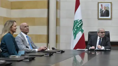  سمّيت الخريطة بـ"ورقة براك" وتضمنّت مطالب واضحة بنزع سلاح حزب الله والفصائل المسلحة كافة في لبنان بشكل كامل قبل نهاية 2025 (ويُفضَّل بحلول تشرين الثاني/نوفمبر 2025).
