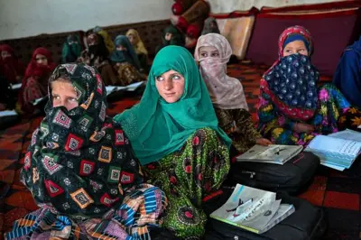 بریتانیا: هر کال له افغانانو سره ۱۰۵ میلیونه پونډه مرسته کوو