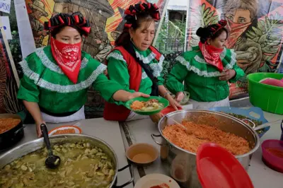 Porno filmlarda uy-rozgor buyumlari