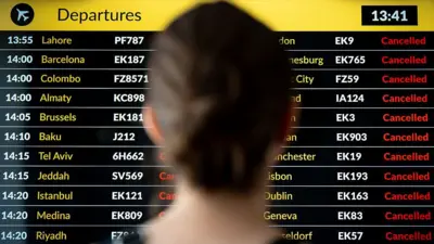 د سیمې ډېری هېوادونو هوايي حریمونه لا هم تړلي دي.