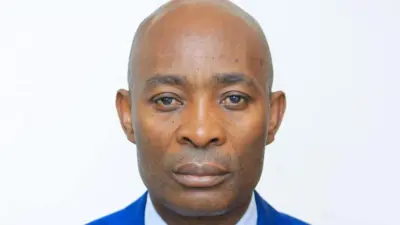 Guverineri Purusi yahunze umurwa mukuru w'intara ye mbere y'uko ufatwa n'inyeshyamba za M23