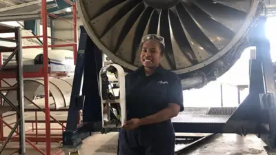 Rachel Mansawan, 24 tahun, lulusan Aircraft Mechanical Engineering, dengan fokus pada mesin dan struktur pesawat, di Aviation Australia, Brisbane, Queensland.