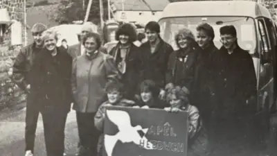 Criw Parc, Y Bala wnaeth deithio i Genefa yn yr 1980au gyda'u neges heddwch