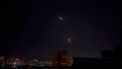 Падіння суббоєприпасів ракети "Орешник"