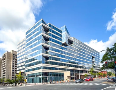Extérieur du bâtiment 2 du siège du Fonds monétaire international à Washington, D.C., États-Unis - 8 août 2025.
