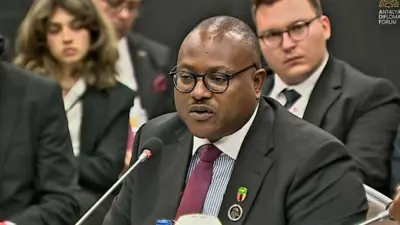 Minisitiri Mulambo Haimbe wa Zambia yasobanuye impamvu Zambia itarimo kwemera inkunga ifatanye n'amasezerano ya Amerika