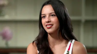 Olivia Rodrigo podczas wywiadu dla BBC