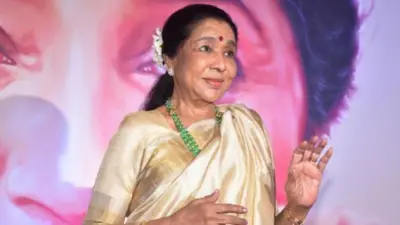 आशा भोसले