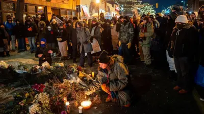 Vigilia por la muerte de Alex Pretti.