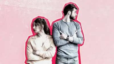 تصویرسازی از یک مرد و یک زن که در جهت مخالف هم نگاه می‌کنند و دست‌هایشان به سینه است