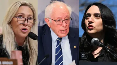 बाएं से रिपब्लिकन नेता मार्जरी टेलर ग्रीन, डेमोक्रेट सीनेटर बर्नी सैंडर्स और डेमोक्रेट सांसद यास्मीन अंसारी