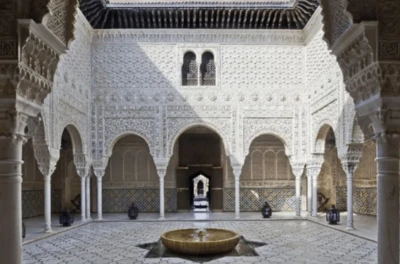 ਬਿਨ ਐਨਾਖਿਲ ਮਹਿਲ