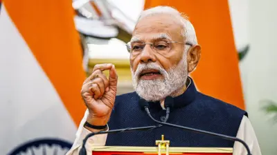 नरेंद्र मोदी