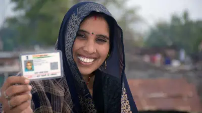 आधार को पैन से लिंक कराना अब अनिवार्य हो गया है. ऐसा न करने पर आपके कई जरूरी वित्तीय कामकाज रुक सकते हैं