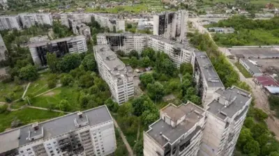 نمای هوایی بلوکهای آپارتمانی دوران شوروی در شهر خارکیف اوکراین