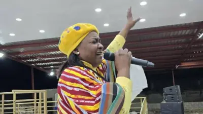 Omije Ojumi nibi to ti n kọ orin