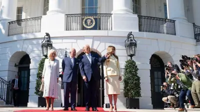 ټرمپ او ملانیا په سپینه ماڼۍ کې د بریتانیا د پاچا او ملکې هرکلی وکړ