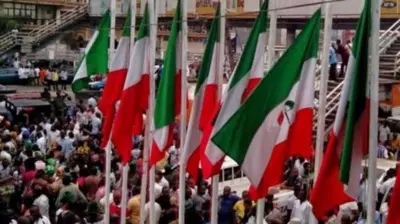 Asia ẹgbẹ PDP to duro pẹlu awọn ọmọ ẹgbẹ naa nibi ipade kan