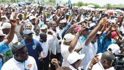 Ọpọ awọn osisẹ nipinlẹ Ogun n na ọwọ soke, fo fayọ