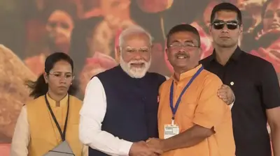 மேற்கு வங்கம், மம்தா பானர்ஜி, சுவேந்து அதிகாரி, திரிணாமுல் காங்கிரஸ், பாஜக