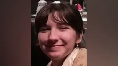 جولیا  چکتین