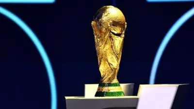 O troféu da Copa do Mundo.