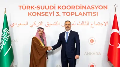 Dışişleri Bakanı Hakan Fidan 6 Mayıs'ta Ankara'da gerçekleştirilen Türk-Suudi Koordinasyon Konseyi Üçüncü Toplantısı vesilesiyle Suudi Arabistan Dışişleri Bakanı Prens Faysal bin Ferhan Al-Suud ile görüştü
