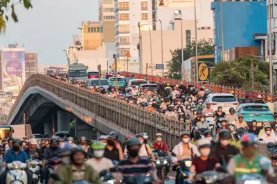 Giao thông ở TP HCM