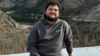 Денис Леонтович