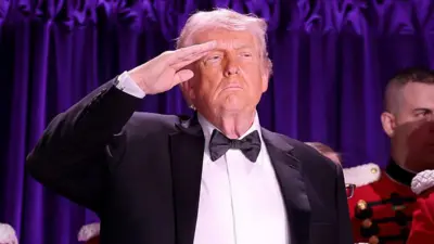 डोनाल्ड ट्रंप