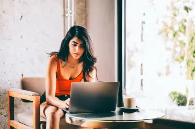 તમે પોસ્ટ કરેલી તસવીરો, વીડિયો ડિલીટ કર્યા બાદ પણ ઇન્ટરનેટ પર હંમેશાં રહે છે?