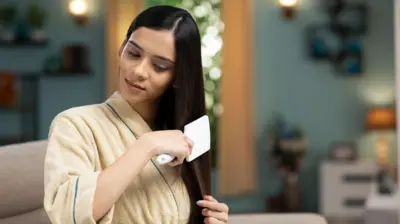 વાળ ઓળવા