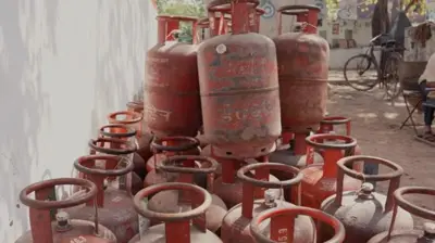 एलपीजी को लेकर देश के अलग-अलग हिस्सों में हालात कैसे हैं?