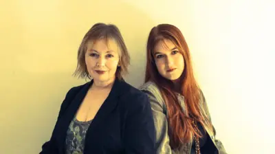Mary Hopkin a Jessica Lee Morgan