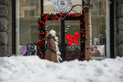 Київ, відключення світла, магазин, мороз, зима 