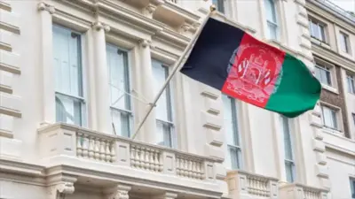 ساختمان سفارت افغانستان روبروی هاید پارک لندن که یک قرن پیش توسط شاه امان‌الله خریداری شده است