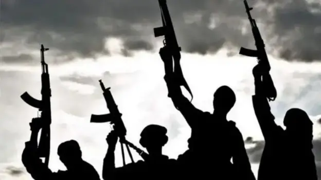 Cómo hombres armados mataron a decenas de personas que ayunaban en Zamfara Cómo hombres armados mataron a decenas de personas que ayunaban en Zamfara