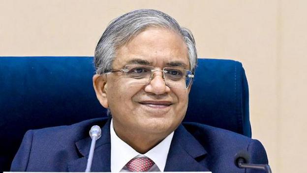 हालिया चुनावों में इलेक्शन कमीशन की भूमिका की सराहना होनी चाहिए या आलोचना, क्या कह रहे हैं विशेषज्ञ