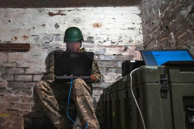 РЕБ-війна. Як розвідка ЗСУ глушить росіян і нищить їхні системи ...