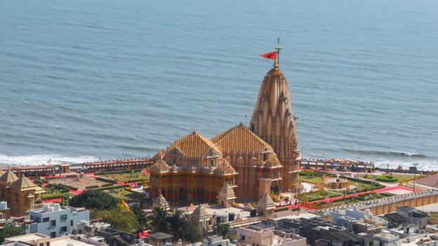 विध्वंस, स्मृति और राजनीति के हज़ार साल